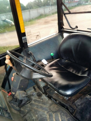 รถไถ NEW HOLLAND  4630  ,  2 เพลา.     สนใจติดต่อ  081 - 6079515