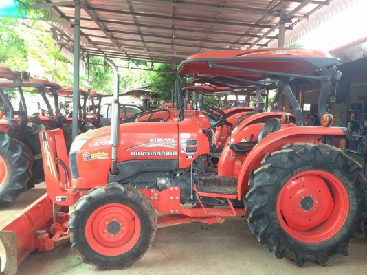 KUBOTA L4708SP +อุปกรณ์ใบมีดหน้า+ผาน 5 *ใหม่