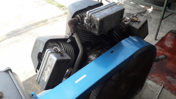 ปั๊มลม IWATA SP-75PB