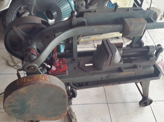 แท่นเลื่อย ฮีโร่ 14 นิ้ว ไฟบ้าน พร้อมใช้งาน สวยๆ เดิมๆ พร้อมใช้งาน ด่วนๆๆ 9,500 แท่นเลื่อย ฮีโร่ 14 นิ้ว ไฟบ้าน พร้อมใช้งาน สวยๆ เดิมๆ พร้อมใช้งาน ด่วนๆๆ 9,500