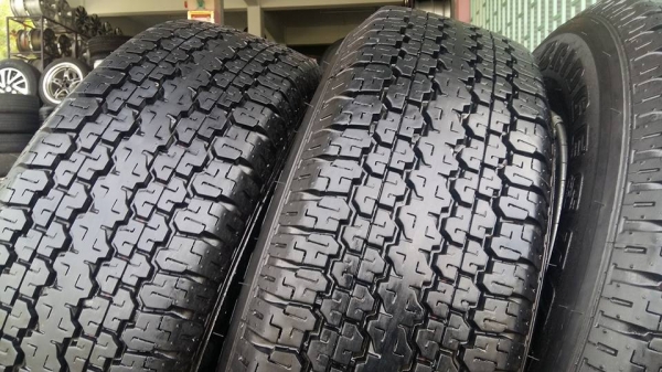 ขายล้อแม็กน้องๆป้ายแดง dmax 16"×7" ยางปี17สนใจติดต่อร้าน ก.เจริญการยางครับ 081-3747940 ขายล้อแม็กน้องๆป้ายแดง dmax 16"×7" ยางปี17สนใจติดต่อร้าน ก.เจริญการยางครับ 081-3747940