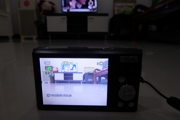 กล้อง SONY รุ่น DSC-W830 สีดำ 20.1 MP ซอง ที่ชาร์ท เมม 8 GB สภาพใหม่ ส่งฟรี
