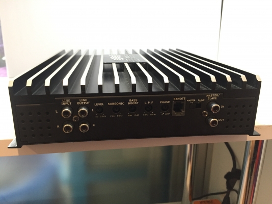 พาวเวอร์แอมป์ Class-D 1200W American Sound FIGHT-1200D ของใหม่(เก่าเก็บ) พาวเวอร์แอมป์ Class-D 1200W American Sound FIGHT-1200D ของใหม่(เก่าเก็บ)