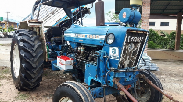 Ford 5000 เครื่อง T5 เพลาเดียว อุปกรณ์ผาน 7+ ผ่านหน้า ทะเบียนพร้อม