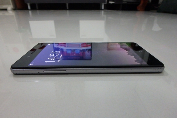 OPPO Mirror 5 Lite มีประกันศูนย์ถึง กค.60 ที่ชาร์ท ส่งฟรี