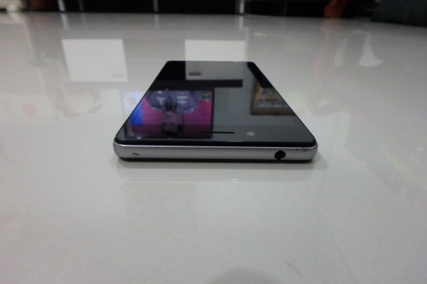 OPPO Mirror 5 Lite มีประกันศูนย์ถึง กค.60 ที่ชาร์ท ส่งฟรี