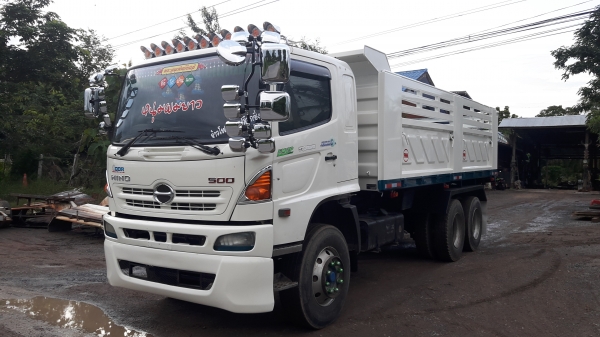 ขายครับ 380 ปี 52 ดั้มสามมิตร สวยจัด ยางเต็ม ขายครับ 380 ปี 52 ดั้มสามมิตร สวยจัด ยางเต็ม