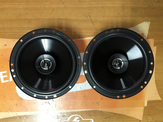 ขายลำโพงแกนร่วม JBL รุ่น GT6-6 ขนาด 6.5" คุณภาพ Hi-end ขายลำโพงแกนร่วม JBL รุ่น GT6-6 ขนาด 6.5" คุณภาพ Hi-end