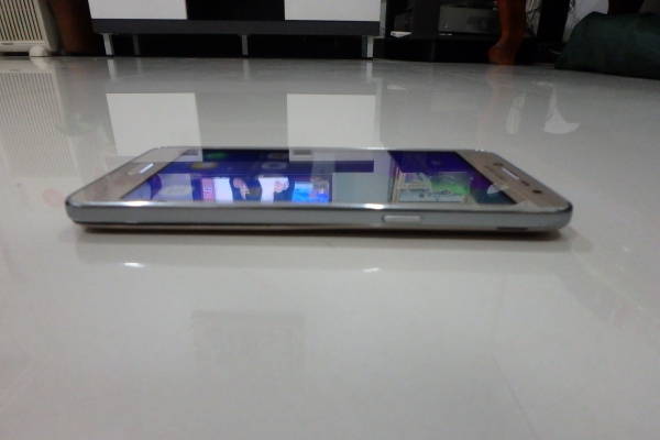Samsung Galaxy J2 Prime สีทอง สภาพใหม่มาก มีประกันถึง เม.ย. 61 ส่งฟรี