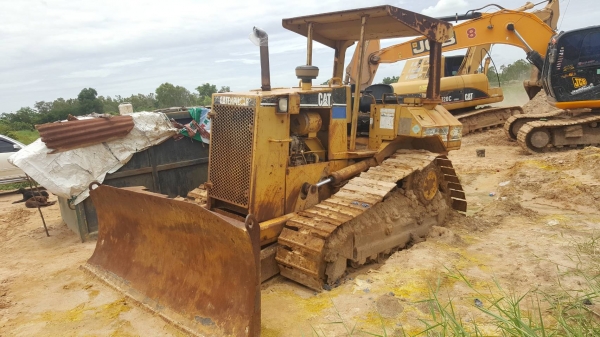 ขาย รถแทรคเตอร์ CAT D5M ตีนไก่ เครื่องดี ช่วงล่างเต็ม รถพร้อมใช้งาน เอกสารเล่มทะเบียนครบ
