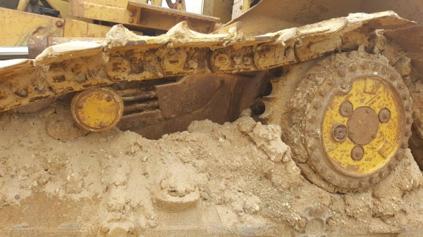 ขาย รถแทรคเตอร์ CAT D5M ตีนไก่ เครื่องดี ช่วงล่างเต็ม รถพร้อมใช้งาน เอกสารเล่มทะเบียนครบ