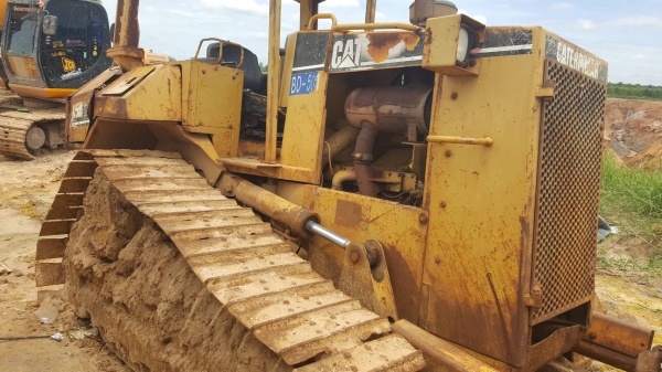 ขาย รถแทรคเตอร์ CAT D5M ตีนไก่ เครื่องดี ช่วงล่างเต็ม รถพร้อมใช้งาน เอกสารเล่มทะเบียนครบ