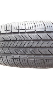 ยาง225/65/17  ปี15 SAILUN ATREZZO  2 เส้น