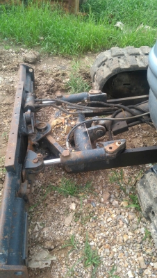 รถแบคโฮ KOBELCO SK045 ใบมีด 6 ทิศทาง มีเอกสารใบอินวอยซ์ ชุดจดทะเบียน สภาพพร้อมใช้งาน