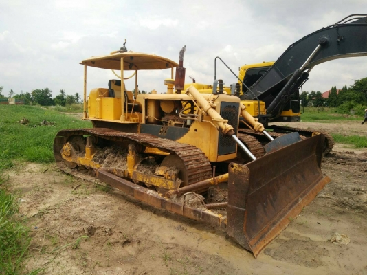 ขายรถแทร็กเตอร์ CAT D5D ราคา 480,000