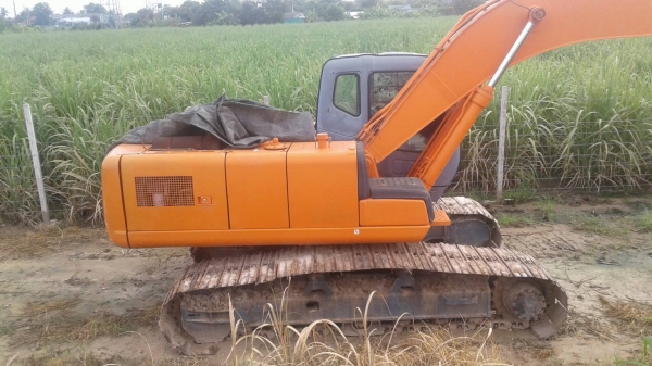 ็HITACHI ZX 200-1 ราคา 1,100,000