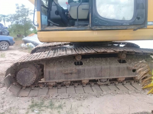 รถขุด KOMATSU PC200-8