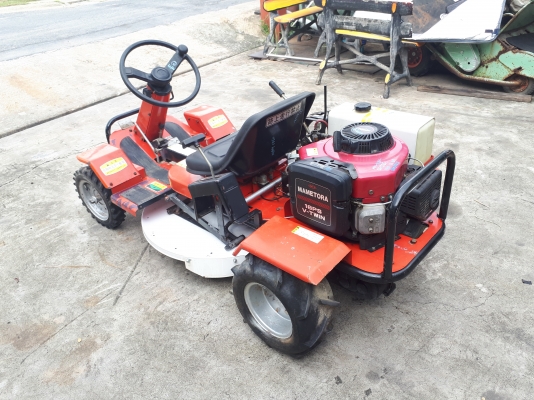 รถตัดหญ้านั่งขับ 16 hp นำเข้าจากญี่ปุ่น