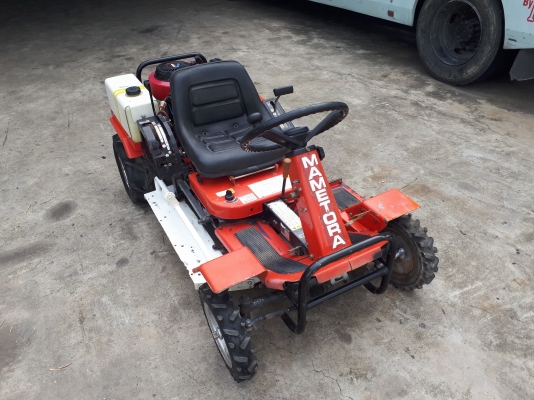 รถตัดหญ้านั่งขับ 16 hp นำเข้าจากญี่ปุ่น