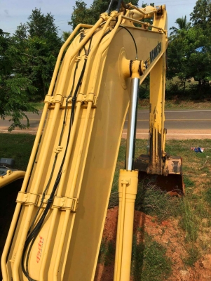 ขายดาวน์รถแบ็คโฮ KOMATSU PC200-8N1 ใช้งาน 7,5xx ชั่วโมง (ประมาณ 3 ปี)