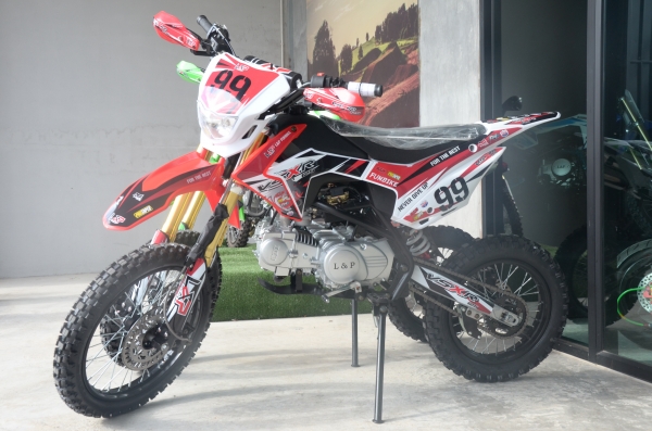 VSXR125โฉมใหม่มาแล้วววมีไฟหน้ามาพร้อมกับโปรโมชั่นแล้วจร้าาา