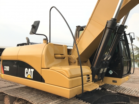ขาย CAT320D สวยใส ไร้ที่ติ 2890 ชั่วโมง รถสวยมากเดิมๆทั้งคัน งานเบาๆ สนใจติดต่อ 081-4283210 ไอดีไลน์ KOBELCO.14