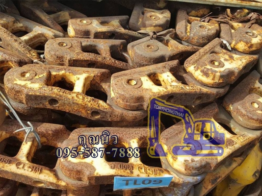 โซ่แทรค CAT D5H เก่านอกญี่ปุ่นแท้สวยๆ 90,000 บาท บู๊ทสวย โซ่เต็ม