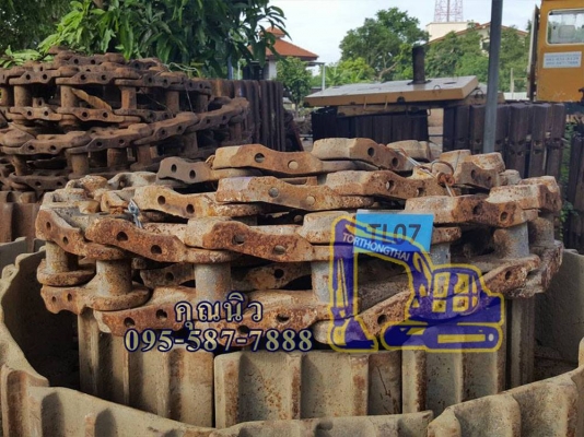 โซ่แทรค รถแบคโฮ KOMATSU PC 60-5 เก่าใน 25,000 บาท โซ่แทรค รถแบคโฮ KOMATSU PC 60-5 เก่าใน 25,000 บาท