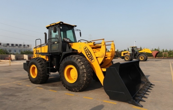 ด่วน!!พิเศษรถตักล้อยางยี่ห้อ LOVOL รุ่น FL938G-II นำเข้าจากต่างประเทศแท้ 100\% สภาพสวยไม่เคยใช้งานในไทย ด่วน!!พิเศษรถตักล้อยางยี่ห้อ LOVOL รุ่น FL938G-II นำเข้าจากต่างประเทศแท้ 100\% สภาพสวยไม่เคยใช้งานในไทย