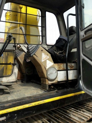 ขายKOBELCO SK200-1 มาร์คทรี เก่านอก สภาพสวย เครื่องปั๊มดี เอกสารอินวอย ลองระบบกันได้ทุกวัน โทร 089-3818694 ดวงนภา ขายKOBELCO SK200-1 มาร์คทรี เก่านอก สภาพสวย เครื่องปั๊มดี เอกสารอินวอย ลองระบบกันได้ทุกวัน โทร 089-3818694 ดวงนภา