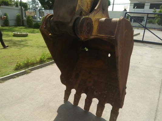 รถขุด SUMITOMO SH200-5