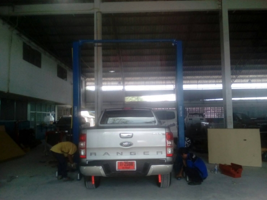 ขายลิฟท์ยกรถยนตร์คานล่าง4 ตัน