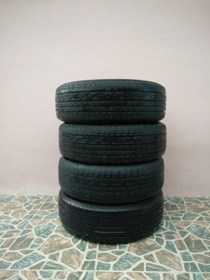ขายยาง Bridgestone turanza gr 100 195-60-15 ปี 2014 สภาพดี 1 ชุด