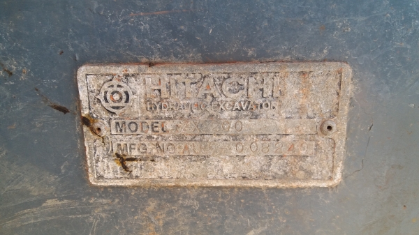 ขาย 950,000 HITACHI ZX 200-1 ไฟฟ้าครบ เครื่องดี ปั้มแรง เอวดี ช่วงล่างเต็มสวย เอกสารแจ้งจำหน่าย รถสวยพร้อมใช้ รถอยู่ ปทุมธานี 090-772-3710 090-772-3708