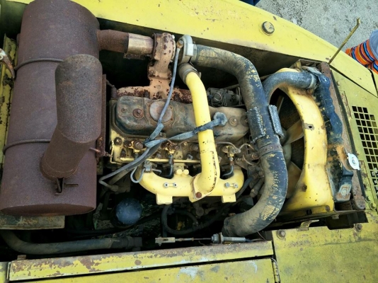 ขายรถขุด แบ็คโค SK120-3 โกเบลมาร์คทรี กล่องหน้าจอ มอเตอร์คันเร่งอยู่ ชุดจดทะเบียน อินวอยซ์พร้อมทำงาน เอวใหม่ปั๊มฟิต