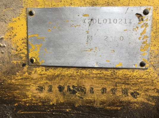 ขายรถแบ็คโฮ CAT320 V2 เอกสารเล่มทะเบียน จอดอยู่ ชุดไฟฟ้าอยู่ เอวมีขยับ ช่วงล่างตามสะภาพ รถใช้งานได้ ตามสภาพ