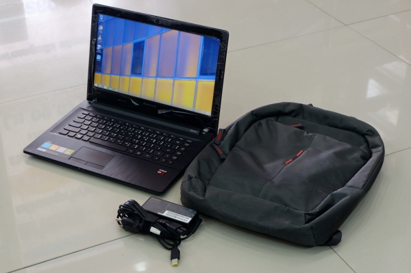 โน๊ตบุ๊ค Lenovo G40-45 AMD A8-6410 RAM 4GB Hdd 500GB การ์ดจอ R5 M230 ที่ชาร์ท กระเป๋า