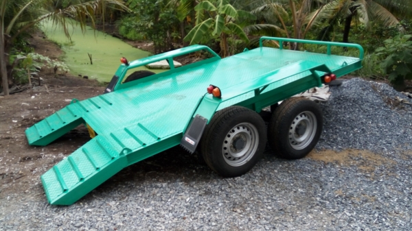 แทรคยาง ขายเล๊อะ ขายเหมาครับ