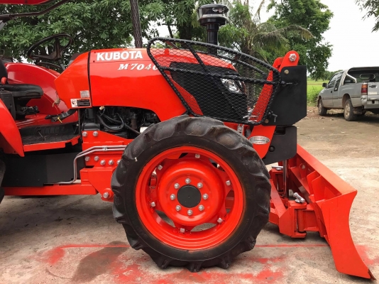 ขาย รถไถคูโบต้า #M7040(4WD)2เพลา  พร้อมอุปกรณ์ใบมีดหน้าและผาน6  ราคา 498,000บาท รถสวย ทุกระบบสมบูรณ์ สนใจสอบถามได้ค่ะ 081-9136451  ขอดูรูปเพิ่มเติม line:bow6451 ค่ะ