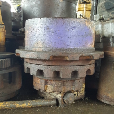ตัวเดิน KOMATSU PC 80-3 เช็คนอกญี่ปุ่น 60,000 บาท ครบชุด