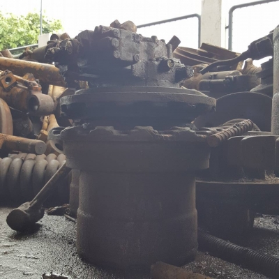 ตัวเดิน KOMATSU 907D เซียงกงใน 65,000 บาท ครบชุด