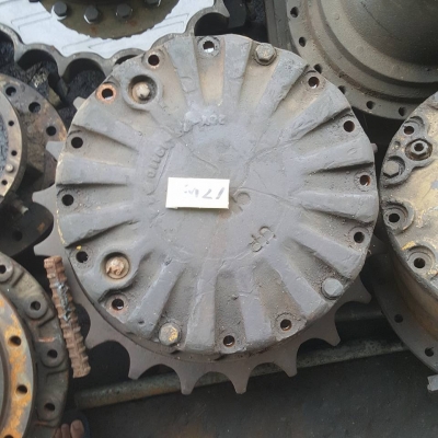 ตัวเดิน KOMATSU PC 200-5 เซียงกงใน 70,000 บาท ครบชุด