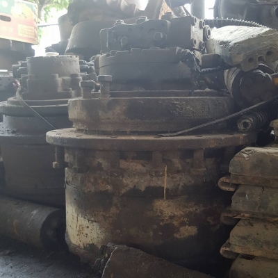 ตัวเดิน CAT325 เช็คนอกญี่ปุ่นแท้ 80,000 บาท ครบชุด ตัวเดิน CAT325 เช็คนอกญี่ปุ่นแท้ 80,000 บาท ครบชุด