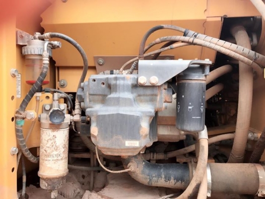 ขายด่วน KOMATSU PC200-8M0