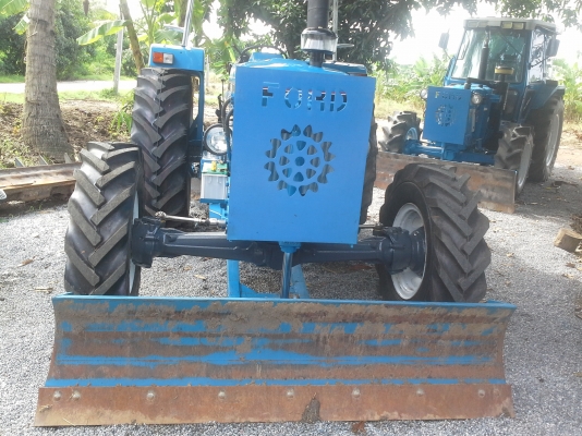 ขายฟอรด์ 6610สองเพาคาราโล่ดันหน้าหางเจ็ด เล่มทะเบืยน