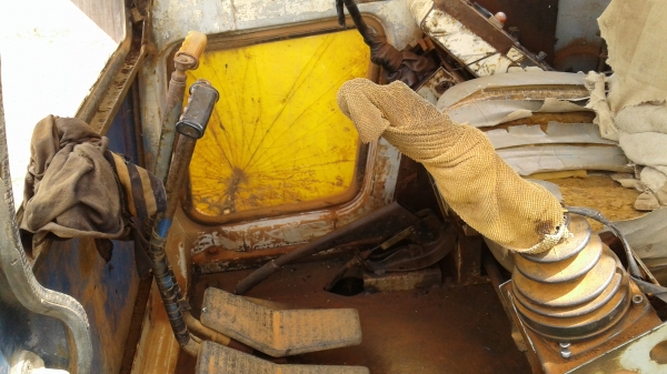 ขาย 450,000 แบคโฮโกเบ 200 MARK3 เอกสารซื้อขาย รถใช้งานได้ปกติ ขาย 450,000 แบคโฮโกเบ 200 MARK3 เอกสารซื้อขาย รถใช้งานได้ปกติ