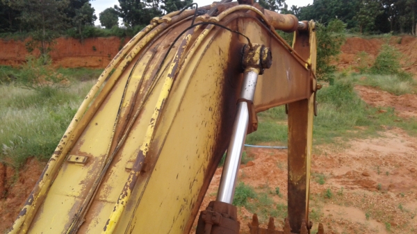 ขาย 450,000 แบคโฮโกเบ 200 MARK3 เอกสารซื้อขาย รถใช้งานได้ปกติ ขาย 450,000 แบคโฮโกเบ 200 MARK3 เอกสารซื้อขาย รถใช้งานได้ปกติ