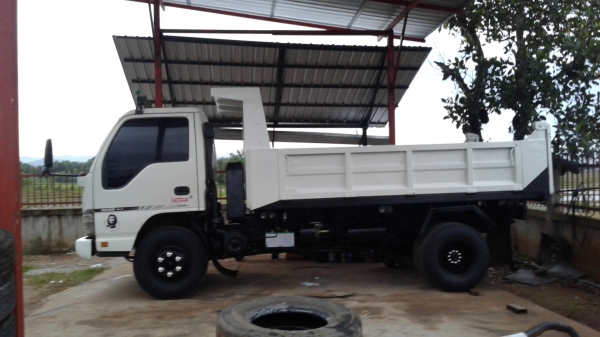 ขายด่าน.หกล้อดั้มพ์NPR130แรง.เครื่อง4HG1.เทอร์โบว์.ปี49.แอร์.เพาเวอร์.ช่วงล่างFกระบะดั้มพ์สามมิตร ขายด่าน.หกล้อดั้มพ์NPR130แรง.เครื่อง4HG1.เทอร์โบว์.ปี49.แอร์.เพาเวอร์.ช่วงล่างFกระบะดั้มพ์สามมิตร