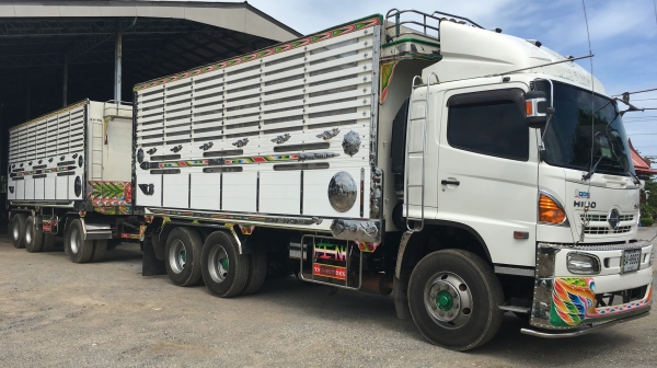 พ่วง 22 ล้อ HINO 344 ปี 56 ท่อสั้นตัว S กระบะมิเนียม - ดั้ม อู่ธนิกลการ ไมล์ 320,000 กม. ราคา 2.75 ล้าน ต่อรอง