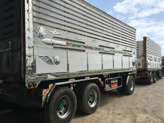 พ่วง 22 ล้อ HINO 344 ปี 56 ท่อสั้นตัว S กระบะมิเนียม - ดั้ม อู่ธนิกลการ ไมล์ 320,000 กม. ราคา 2.75 ล้าน ต่อรอง